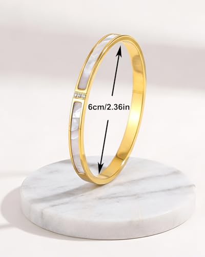 CERULEAN 5-Piece Elegant Stainless Steel Bracelet Set, Fashionable Classic Design, Stainless Steel 5 Piece Bracelet Set, Non Tarnish Bangle, Elegant Bracelets Sets for Everyday and Formal Wear - color: Silver
