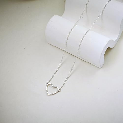 Airmb Cute Heart Necklace for Women Gold/Silver Plated Heart Pendant Choker Necklaces Tendy Love Heart Chain Necklace Dainty Gold/Silver Necklace Jewelry Gifts for Women - color: Open-Heart-Silver