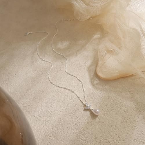 Pearl Necklaces for Women Trendy,14k Gold Plated Pearl Pendant Necklace Dainty Wedding Necklace Small Cute Gold Choker Necklace for Women Non Tarnish Gold Prom Jewelry Fashion Bridesmaids Gifts - color: silver flower