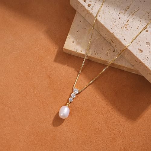 Pearl Necklaces for Women Trendy,14k Gold Plated Pearl Pendant Necklace Dainty Wedding Necklace Small Cute Gold Choker Necklace for Women Non Tarnish Gold Prom Jewelry Fashion Bridesmaids Gifts - color: Dangle necklace