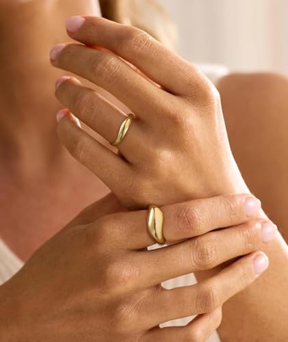 ZOERAY Chunky Gold Rings for Women Non Tarnish 14K Gold Plated Stackable Rings for Women Pinky Thumb Statement Engagement Eternity Wedding Band Ring Set Waterproof Gold Jewelry Rings Gifts Size 6-10
