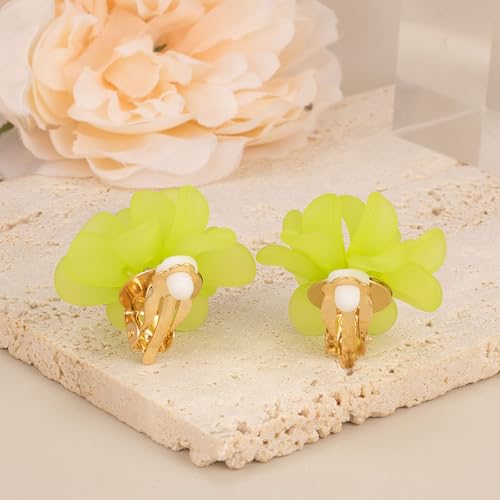LAXPICOL Fashion Flower Clip On Earrings For Women Cute Lovely Acrylic Flower Earrings No piercing Earrings - color: green