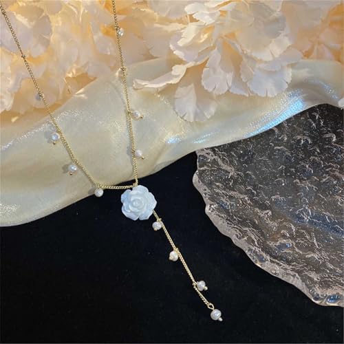 Boho Pearl Drop Necklace for Women White Flower Pendant Necklace Pearl Y Necklace Chain Flower Y Lariat Necklace Pearl Y Drop Chain Necklace Gold Pearl Bead Necklace Jewelry for Girls