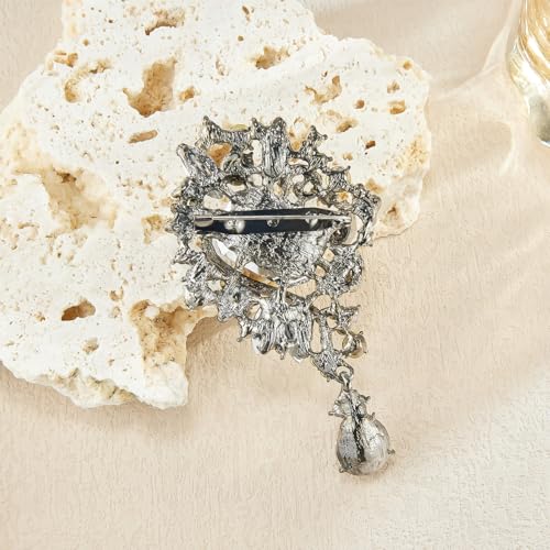 YOQUCOL Retro Austrian Crystal Big Brooch Pin for Women Large Flower Shape Brooches Lapel Pins for Sweater,Coat Dress Accessories - color: B-Black