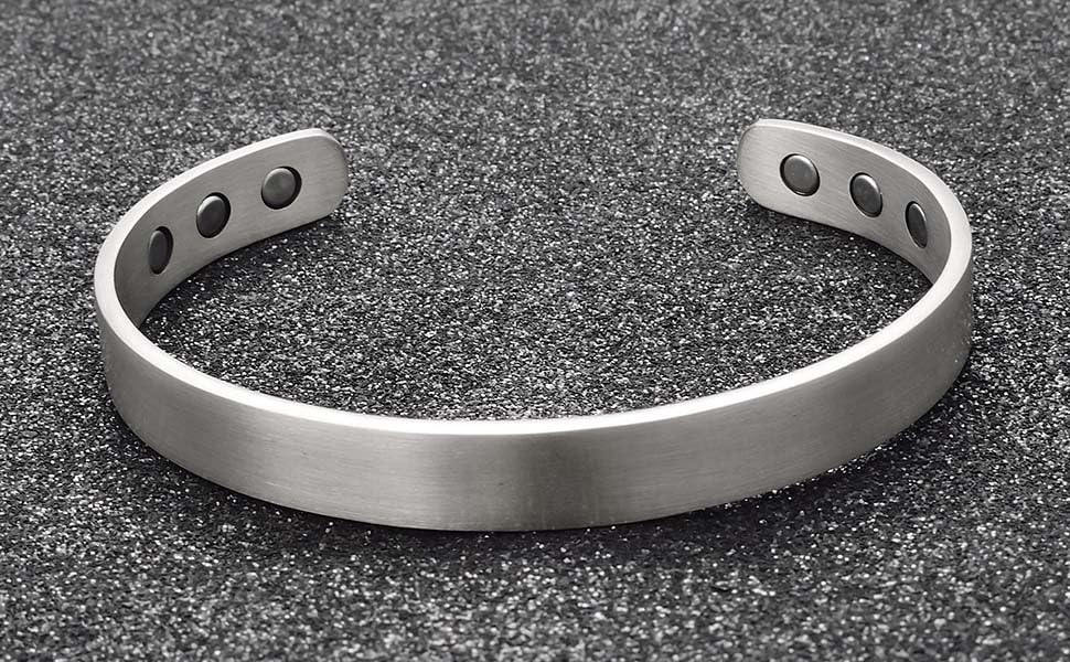 99.9% Pure Copper Cuff Bracelet for Men Exquisite Cuff Bracelets with Tricolor Design and Unique Motifs Easy Adjustable