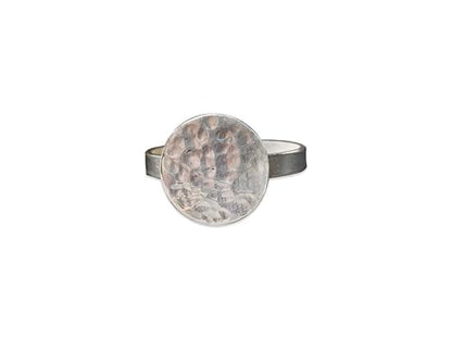 Circle Ring Hammered Disc Ring 925 Sterling Silver Handmade Statement Ring for Women Textured Modern Silver Band Bold Artistic Jewelry Everyday Ring Gift for Her