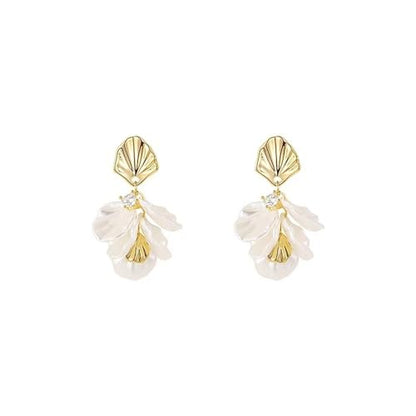 Seashell Pearl Stud Earrings for Women Ocean Sea Theme Sweet Double Layer Acrylic Shell Lightweight Dangle Drop Earrings for Summer Beach Holiday Halloween Party Jewelry Accessories - color: Gold seashell earrings