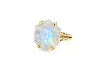 Hexagon Cut Rainbow Moonstone Ring – 14k Gold June Birthstone Gemstone Ring for Women – Handmade Geometric Crystal Jewelry with Natural Blue Flash
