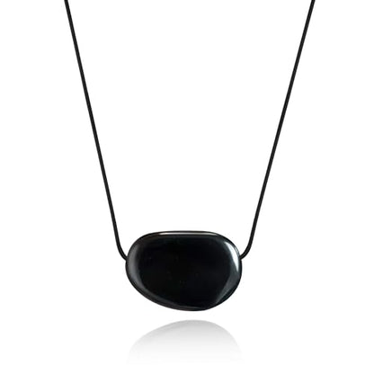 YELLOWPEACH Chunky Red Pebble Pendant Necklace for Women Minimalist Stone Gemstone Adjustable Charm Necklace - color: Black