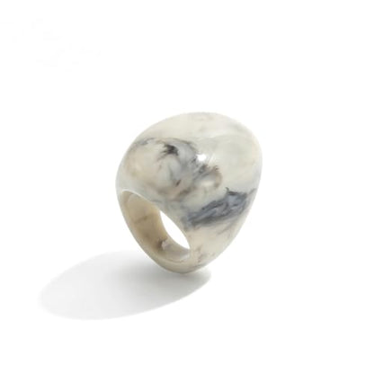 Women's Chunky Statement Resin Ring - Big Acrylic Fashion Jewelry with Marble/Amber Pattern, Lightweight Retro Ring for Daily/Party Wear - color: White