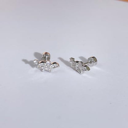 Crystal Leaf Cartilage Tiny Stud Earrings Stainless Steel Cubic Zirconia Leaves Flower Screw Flat Back Tragus Helix Studs Earring for Women Girls Men Dainty Jewelry Gifts 18G - color: Silver