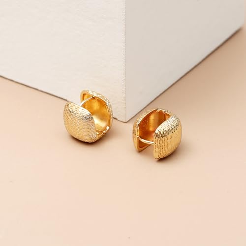 Small Chunky Gold Hoop Earrings For Women, 14k Gold Thick statement huggie hoop earrings Trendy Hoop Earrings Set Hypoallergenic Fashion Earrings - color: Square-Gold 3