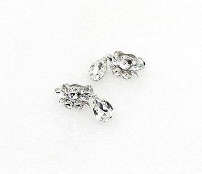 Faship Statement Dangling Floral Clip On Earrings For Women - color: Clear