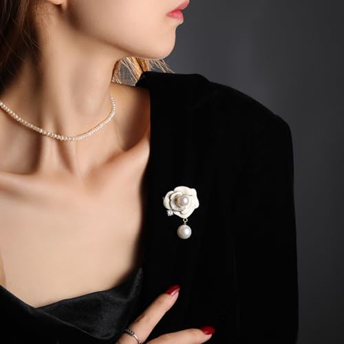 Elegant Delicate Statement Pearl Brooches for Women Classy Simple High End Broach for Designer Ladies Blazer Dress
