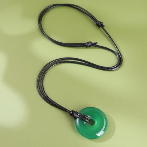 FANASY Natural Gemstone Pendant Necklce Lucky Coin Crystal Necklace Protection Donut Pendnat with Adjustable Rope for Men Women - color: Geen Chalcedony