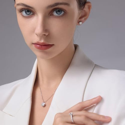 KRKC Moissanite Pendant Necklace for Women, 0.5CT/1CT/2CT/3CT/4CT Lab Created Diamond Solitaire Pendant, VVS1 Clarity D Color, Adjustable 14K White Gold Plated S925 Sterling Silver Chain, Jewelry Gift for Anniversary Valentines Christmas Day - color: Silv