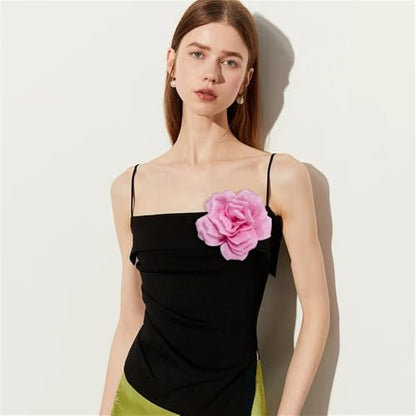 Flash Camellia Flower Brooch Pin for Women Men Elegant Texture Fabric Dahlia Rose Floral Brooches Lapel Pins Dainty Wedding Holiday Party Costume Dress Accessories Jewelry - color: Pink
