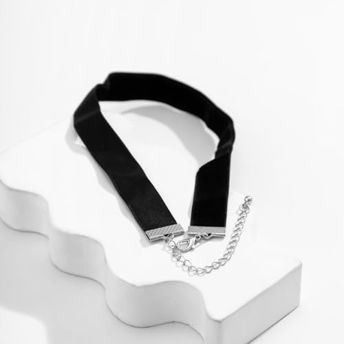 Black Choker Necklace Set Velvet Lace Choker Daisy Gothic Punk Classic Choker - color: 4PCSB