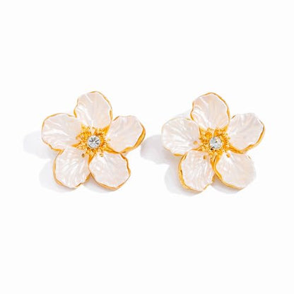 Seashell Pearl Stud Earrings for Women Ocean Sea Theme Sweet Double Layer Acrylic Shell Lightweight Dangle Drop Earrings for Summer Beach Holiday Halloween Party Jewelry Accessories - color: White shell studs