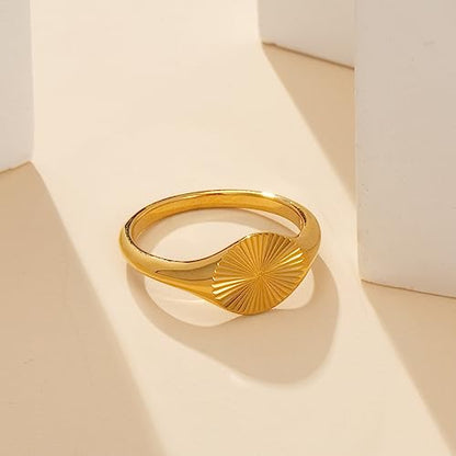 YeGieonr Non Tarnish Gold Rings for Women, Waterproof Gold Signet Ring, 18K Gold Plated Stackable Rings for Everyday Wear - color: Sunburst
