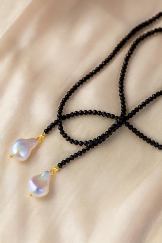 Green Beaded Lariat Necklace with Baroque Pearl Drops – Adjustable Wrap Y Style Jewelry, Beach and Bohemian Outfit Accessory for Women - color: Black