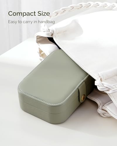 Jewelry Travel Case, Portable Travel Jewelry Box for Women, PU Leather, Snap Closure, Jewelry Holder Organizer Travel Essentials, Green - color: Green