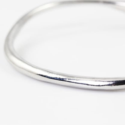 Innocence S925 Silver-Plated Antique Wide Feather Cuff Bracelet For Men Women Adjustable Retro Twisted Feathers Bracelets Gift Jewelry - color: Feather E