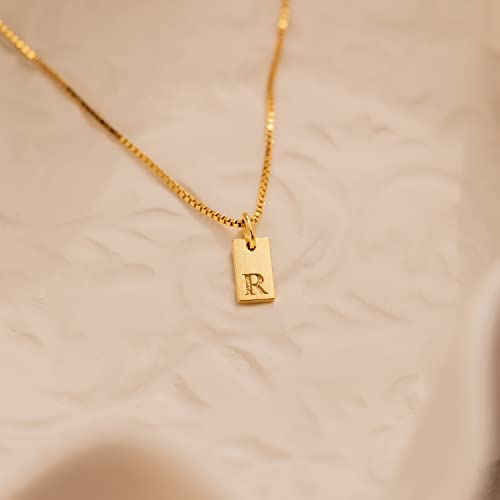 Initial Necklaces for Women 14K Gold Plated Letter Necklace Dainty Waterproof Pendant Necklace Personalized Gifts Trendy Gold Jewelry - color: M