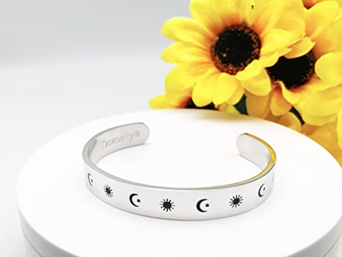 Dczosily Inspirational Bracelets for Women Stainless Steel Cuff Bracelet Engraved Jewelry Motivational Bangles Personalized Gifts for Best Friend/Mom - style: Friend-10mm-Be Confident In Whatever Direction You Choose To Go...More Proud Than You Will Ever