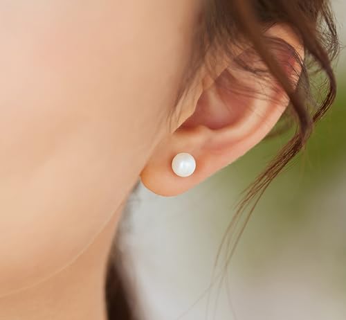 Stainless Steel Faux Pearl Stud Earrings for Women, 5 Pairs Classic Pearl Earrings Set