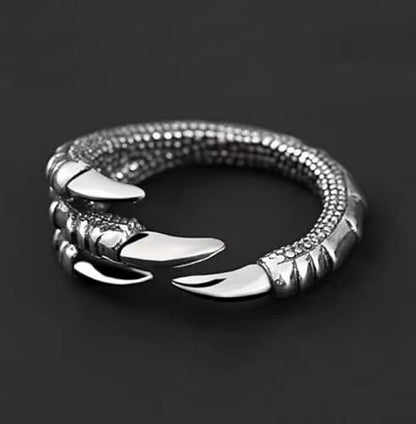 HUUGVBCO Dainty Dragon Claw Asymmetric Wrap Open Rings for Women Men Gothic Punk Vintage Silver Adjustable Statement Promise Engagement Fashion Finger Knuckle Tail Band Ring