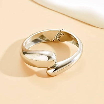 Chunky Gold Cuff Bracelet Chunky Bangles for Women Non Tarnish Modern Gold Jewelry Gifts trendy fashion fall fashion jewelry womens fashion - color: A-Bohemian style bracelet