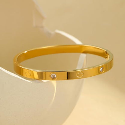 Friendship Love Bracelet for Women, 18K Gold Plated Titanium Steel Cuff - color: Gold, size: Clover 7''