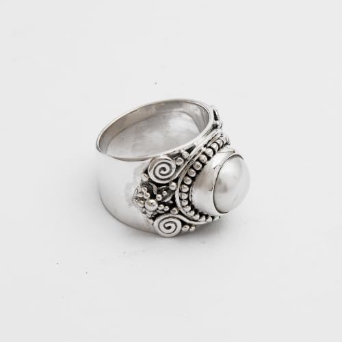 NOVICA Artisan Handmade Cultured Pearl Flower Ring Sterling Silver Cocktail White Indonesia Birthstone [crownbezel 0.5 in L x 0.5 in W x 0.3 in H Band Width 10 mm W] ' White Frangipani'