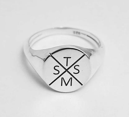 Custom Monogram Initial Signet Ring for Men & Women – Personalized Letter Engraved Round Ring in Brass or 925 Sterling Silver, Handmade Custom Jewelry Gift, Sizes 2-13