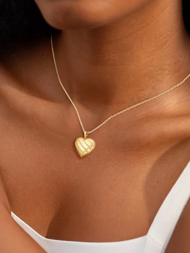 U7 Women Locket Necklace, Heart Photo Lockets Hold Picture, Gift Box Packed | Gold/Silver/Rose Locket Charm, Custom Picture and Engravement Heart Pendant, 20" Chain, Personalized Gift for Mom Wife Friend - color: 05# Gold Stripe