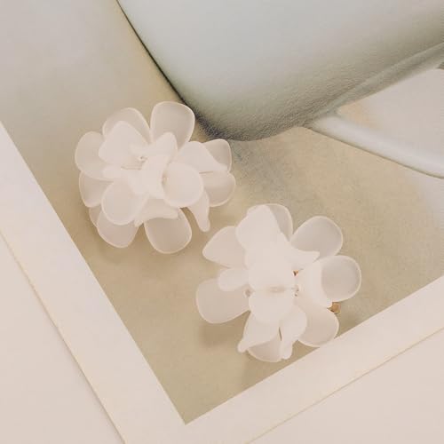 LAXPICOL Fashion Flower Clip On Earrings For Women Cute Lovely Acrylic Flower Earrings No piercing Earrings - color: white