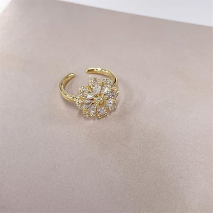 NewZenro Rhinestone Flower Adjustable Open Rings for Women Silver/Gold Plated Sparkling Crystal Floral Statement Finger Band Wrap Rings Comfort Fit Dainty Wedding Jewelry - color: Gold