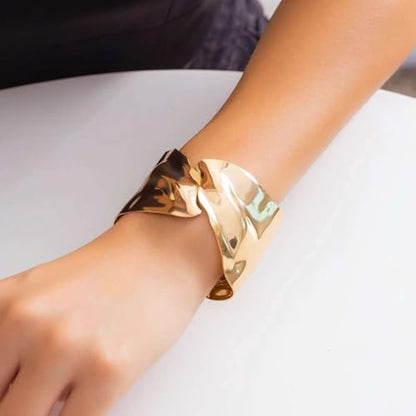 Chunky Gold Cuff Bracelet Chunky Bangles for Women Non Tarnish Modern Gold Jewelry Gifts trendy fashion fall fashion jewelry womens fashion - color: H-Bohemian style bracelet