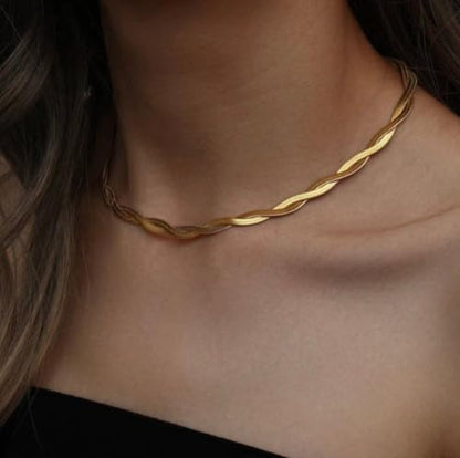 Moodear Gold Necklace for Women 14K Gold Plated Chain Necklace | Gold Chunky Necklace, Dainty Cuban Link Paperclip Chain Layered Necklace, Trendy Fashion Gift for Women Daily Wear - style: Snake Chain