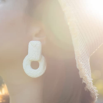 Statement Raffia Earrings Cute Boho Earrings Rattan Dangle Earrings Handmade Straw Wrap Earrings Summer Drop Dangling Earrings for Women Teen Girls - color: White