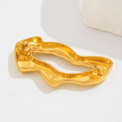 Geometric Teardrop Brooch for Women Gold Silver Statement Metal Brooch Pins Chunky Irregular Round Lapel Pin Coat Sweater Scarves Shawl Brooches Fashion Wedding Party Prom Jewelry - color: gold wave