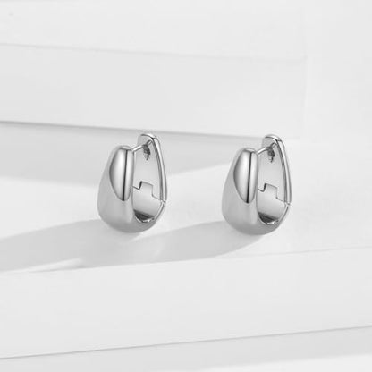 Small Chunky Hoop Earrings for Women 14k Real Gold Plated 925 Sterling Silver Post Oval Hoop Earrings Hypoallergenic Thick Huggie Hoops Earrings Jewelry Gifts for Women - color: silver