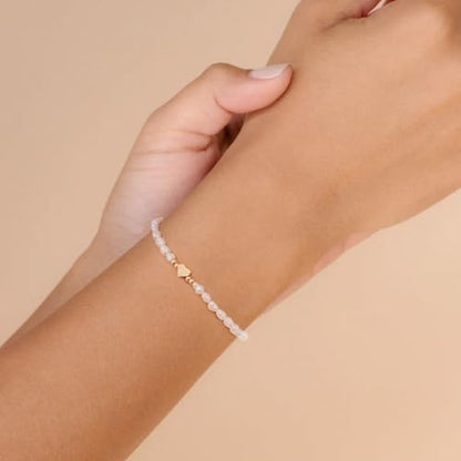BERISO Gold/Silver Pearl Bracelets - 14K Gold Plated Dainty Pearls Beaded Chain Heart Bracelets - style: Pearl Heart-Gold