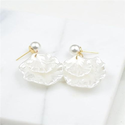 Seashell Pearl Stud Earrings for Women Ocean Sea Theme Sweet Double Layer Acrylic Shell Lightweight Dangle Drop Earrings for Summer Beach Holiday Halloween Party Jewelry Accessories - color: Pure white