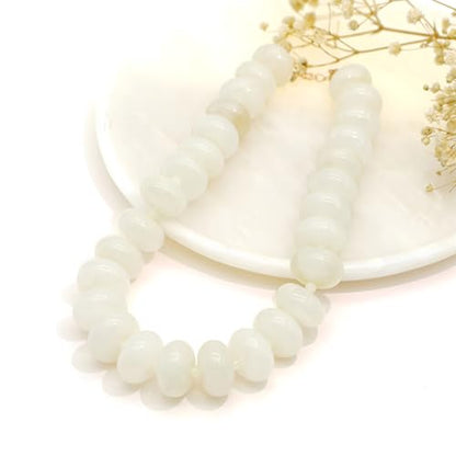 We We Chunky Colorful Beaded Necklace for Women Large Boho Statement Bead Chokers Necklaces Turquoise Blue Big Beads Jewelry Neck Summer Beach - color: beige