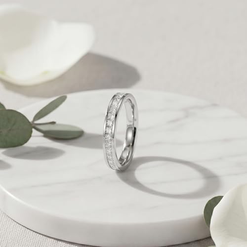 Minimalist & Romantic Single-Row Diamond Ring for Daily, Date & Wedding - color: White Gold