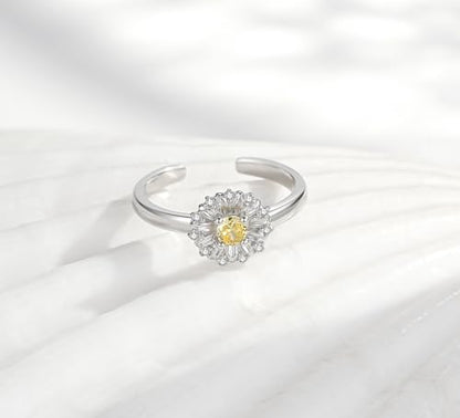 Step Forward 925 Sterling Silver Toe Rings for Women - Adjustable Infinity Daisy Starfish Butterfly Stylish Toe Ring Band for Woman - Summer Vacation Beach Boho Foot Jewelry Gifts - style: Daisy