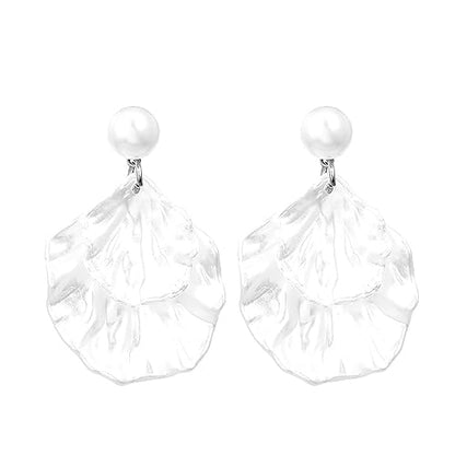 Seashell Pearl Stud Earrings for Women Ocean Sea Theme Sweet Double Layer Acrylic Shell Lightweight Dangle Drop Earrings for Summer Beach Holiday Halloween Party Jewelry Accessories - color: Pure white