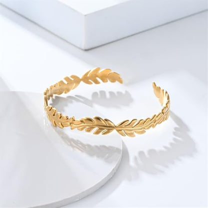 Womens Cuff Bracelets Heart Open Bangle Jewelry - color: Leaf Gold
